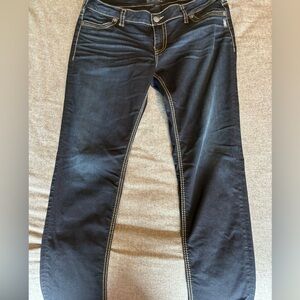 Silver Suki Super Skinny Dark Wash - size 36/31